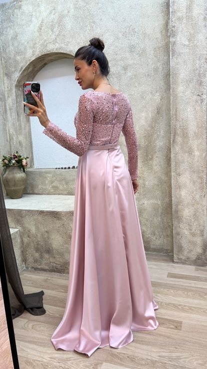 Lila Göğsü Pul Detay Saten Abiye Elbise