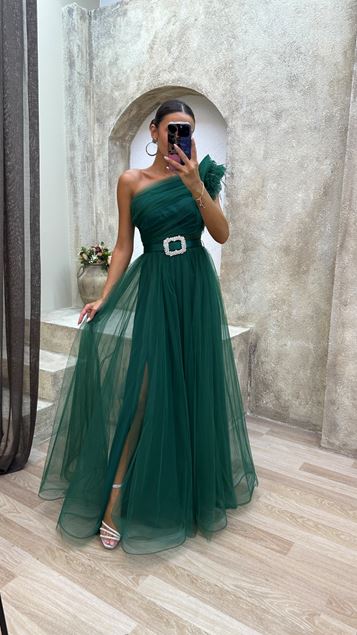 Emerald Green Off Shoulder Feather Detail Design Tulle Evening Dress