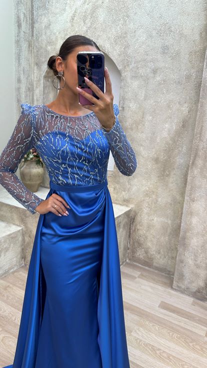 Mavi Göğüs Detay İşlemeli Saten Abiye Elbise