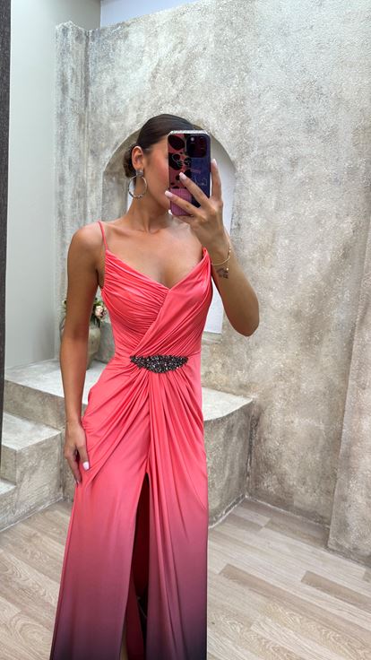 Pembe İp Askılı Broş Detay Abiye Elbise