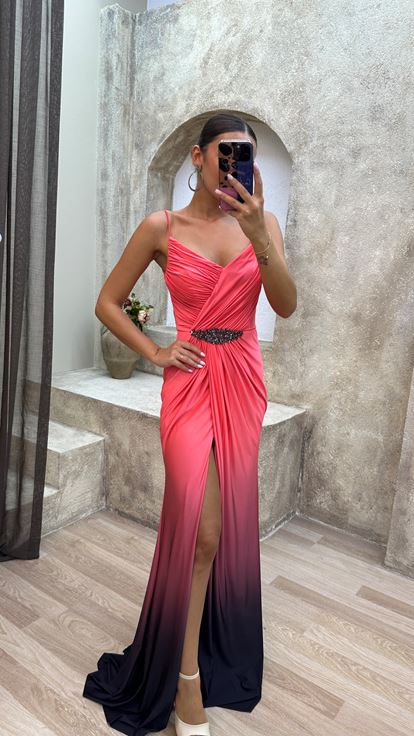Pembe İp Askılı Broş Detay Abiye Elbise