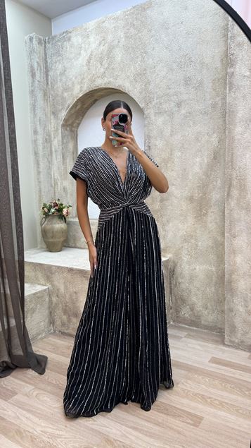 Black Back Detail Bat Sleeve Special Embroidered Evening Dress