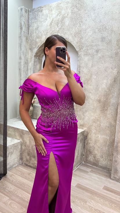 Fuchsia Plus Size Evening Dress with Strappy Shoulders and Embroidered Waist