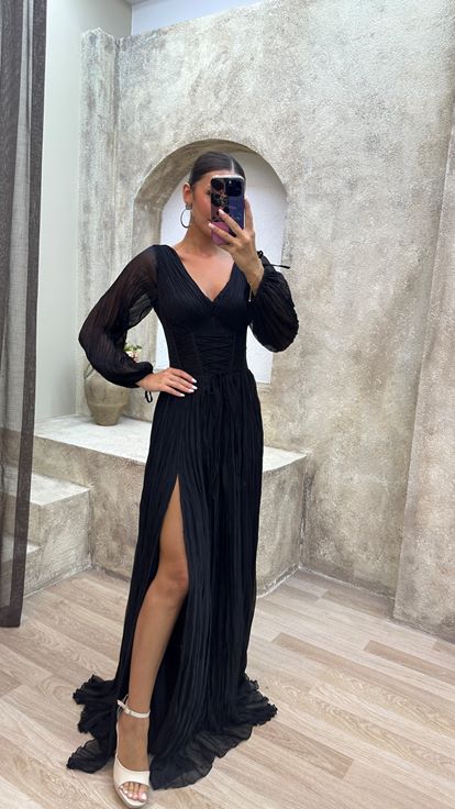 nero palloncino manica trasparente dettaglio Burümcük tessuto design abito da sera