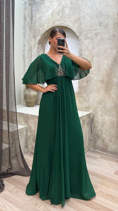 Emerald Green V-Neck Back Detailed Chest Embroidered Design Plus Size Evening Dress