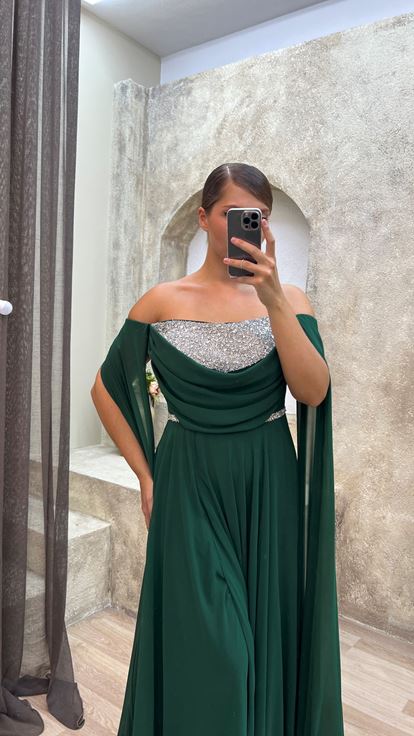 Vestido de noche de talla grande bordado en el pecho sin tirantes esmeralda