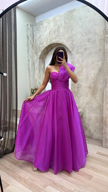 Fucsia One Shoulder Life Detail Abito