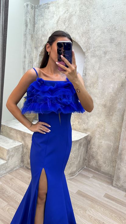 Saks İp Askılı Göğsü Tül Detay Abiye Elbise
