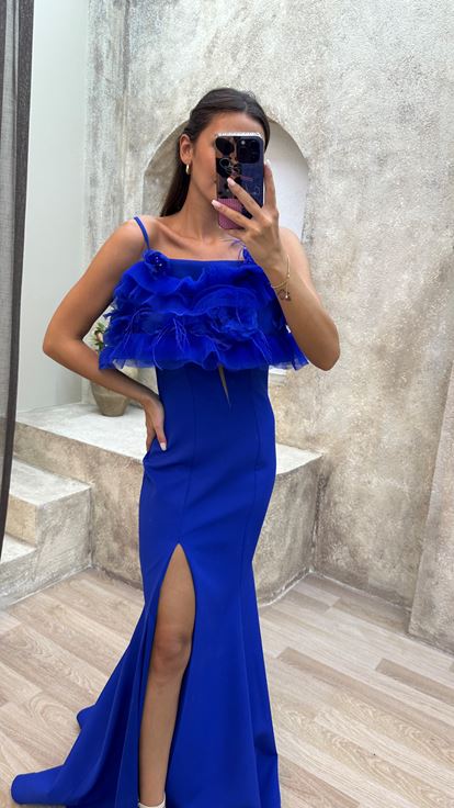 Saks İp Askılı Göğsü Tül Detay Abiye Elbise