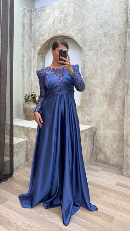 Sax Bust Sequin Embroidery Detail Design Satin Plus Size Evening Dress
