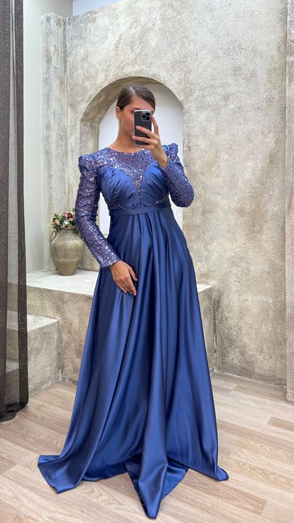 Sax Bust Sequin Embroidery Detail Design Satin Plus Size Evening Dress