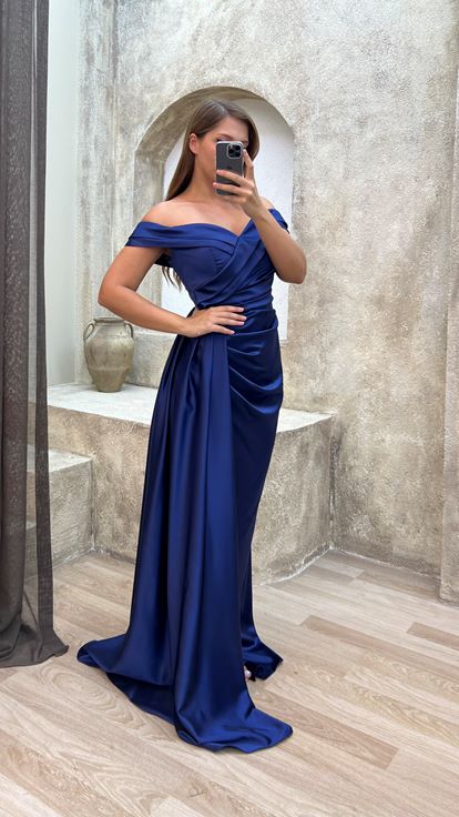 Navy Blue Boat Neck Waist Detail Design Satin Plus Size Evening Dress