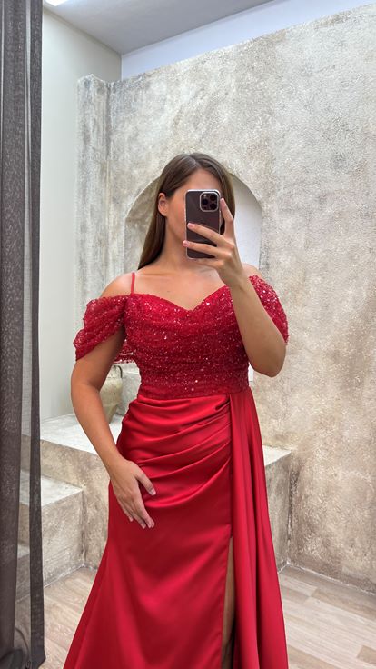 Red Strappy Sequin Detail Satin Plus Size Evening Dress