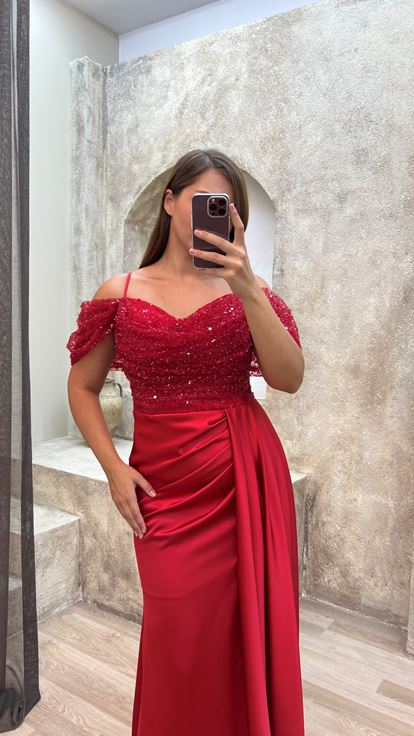 Red Strappy Sequin Detail Satin Plus Size Evening Dress