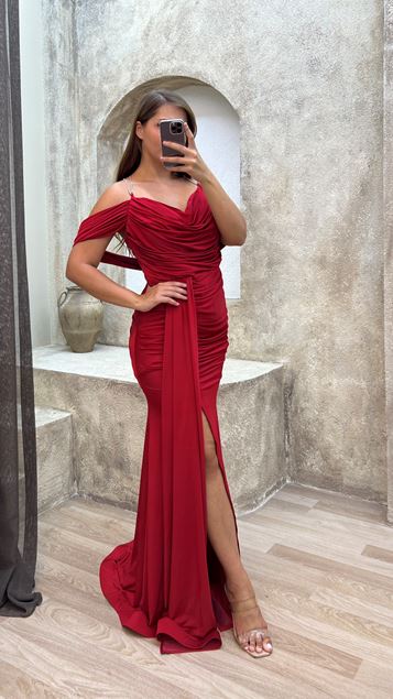 Cruz Roja Espalda Vestido De Noche De Talla Grande