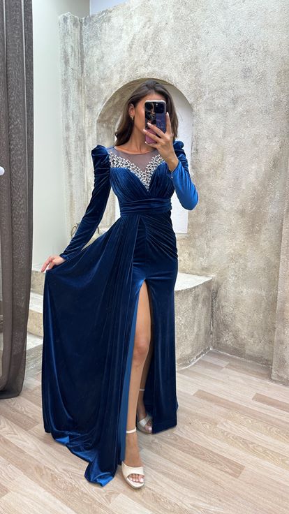 Turquoise Shoulder Padded Chest Embroidered Design Evening Dress