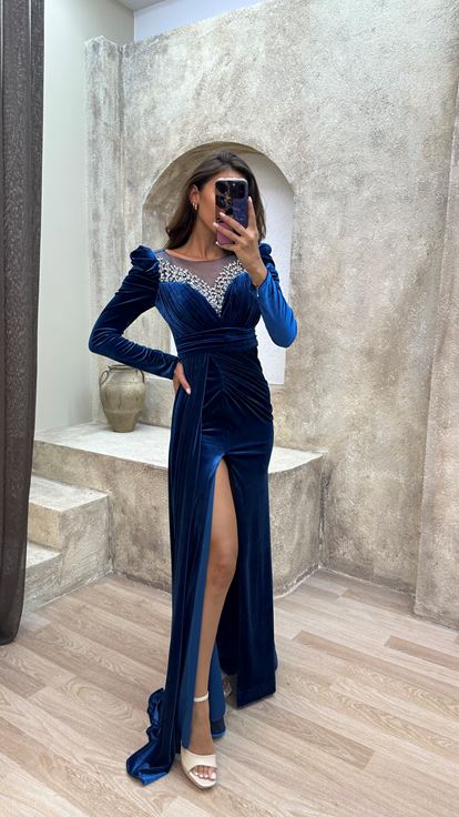 Turquoise Shoulder Padded Chest Embroidered Design Evening Dress