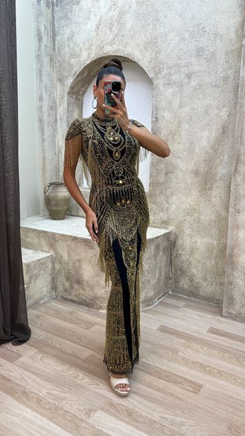 Vestido amarillo de diseño de borla bordado de piedra personalizada