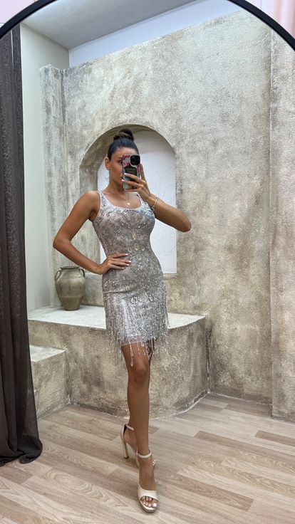 Robe grise brodée à franges Midi Longueur