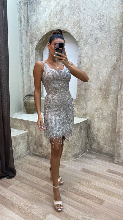 Robe grise brodée à franges Midi Longueur