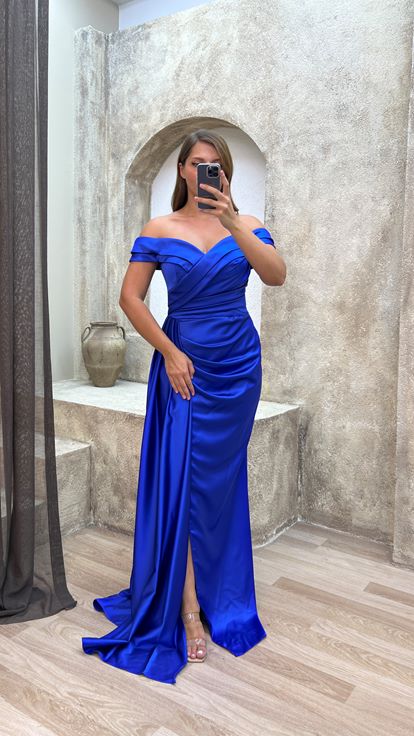 Saks Kayık Yaka Bel Detay Saten Büyük Beden Abiye Elbise
