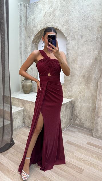 Bordeaux Bordeaux Straplez Chest Drapeli Low Detail Design Dress