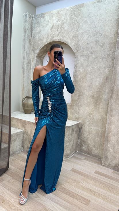 Turquoise Turquoise Single Shoulder Waist Stone Embroidered Design Sequin Dress Dress