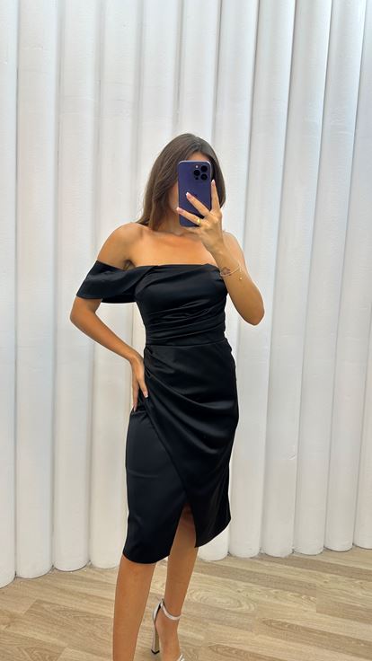 Grass Black One Shoulder Drapeli Dress