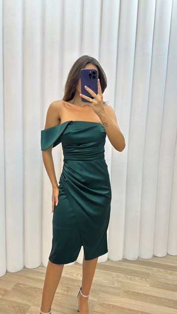 Smaragdgrünes, drapiertes One-Shoulder-Kleid