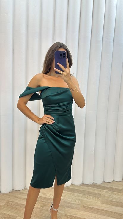Zümrüt Tek Omuz Drapeli Elbise