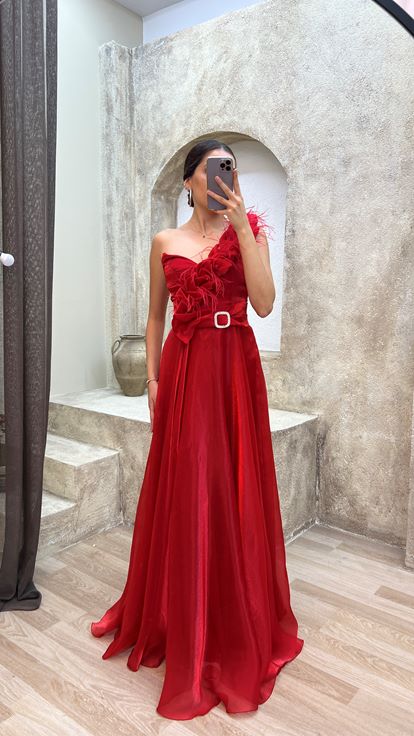 Kırmızı Tek Omuz Tül Detay Kemerli  Abiye Elbise