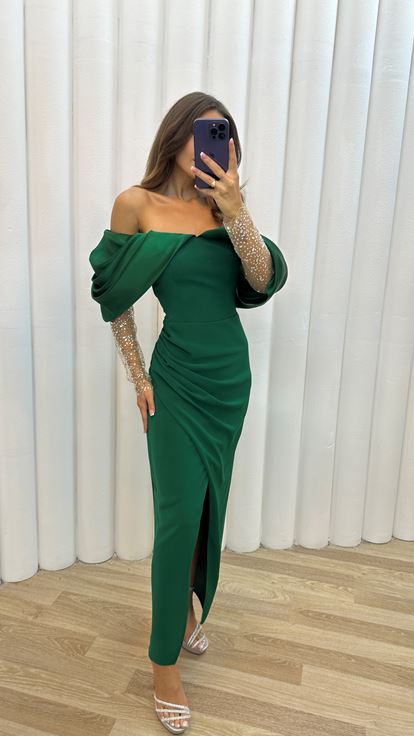 Emerald Boat Neck Tulle Sleeved Evening Dress