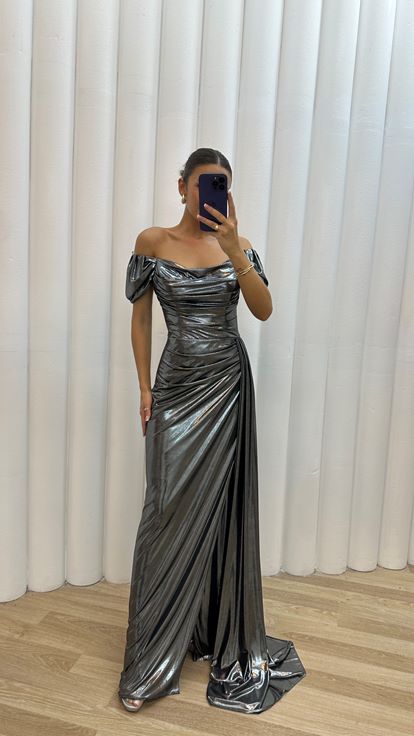 Silver Shoulder Detail Embroidered Drapeli Design Evening Dress