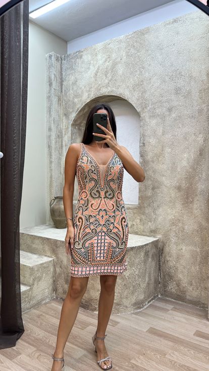 Orange V-Neck Chest Détail Robe de design brodée personnalisée