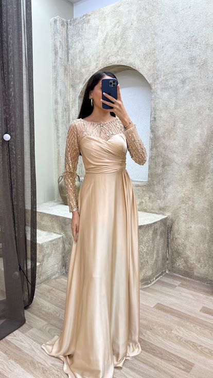 Bej Taş İşleme Detay Drapeli Tasarım Abiye Elbise