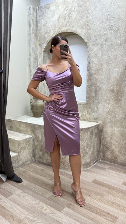 Lıla shoulder detail mini satin dress
