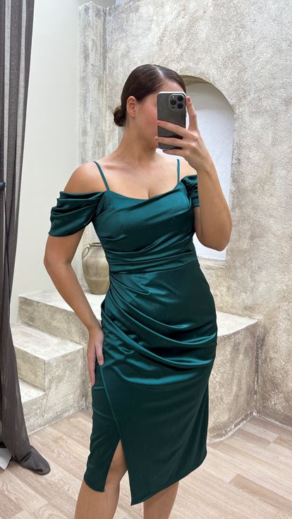 Emerald Green Strappy Satin Plus Size Evening Dress