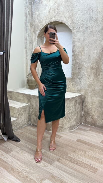 Emerald Green Strappy Satin Plus Size Evening Dress