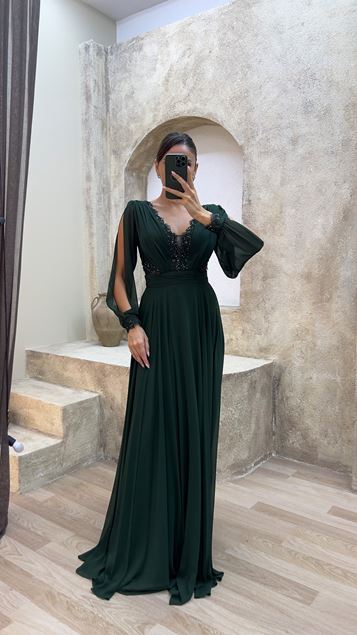 Emerald Green Embroidery Detail Design Chiffon Evening Dress