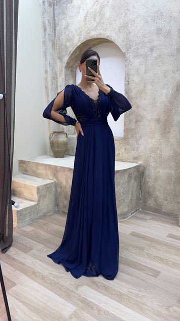Lacivert İşleme Detay Tasarım Şifon Abiye Elbise