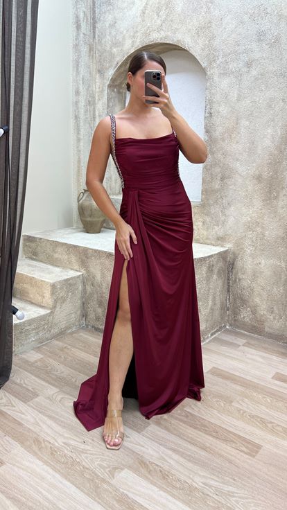 Bordo Askıları İşlemeli Büyük Beden Abiye
