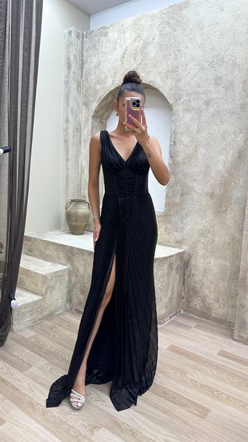 Black Evening Dress with Waist Detail Slit