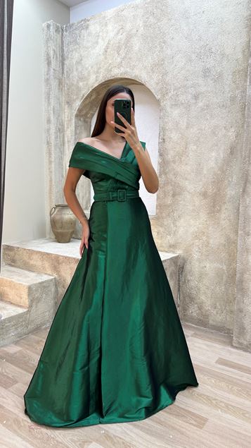 Dettaglıo Dı Sceralıo Cross Crove Abito Da Sera İn Raso Ad Arco