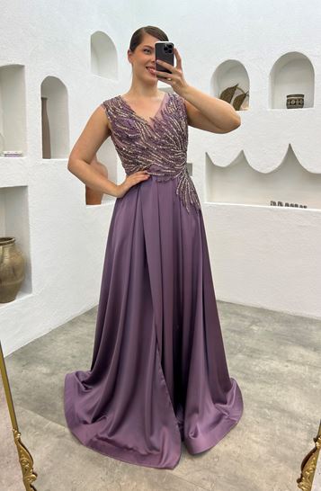 Lilac Embroidery Detail Design Plus Size Evening Dress
