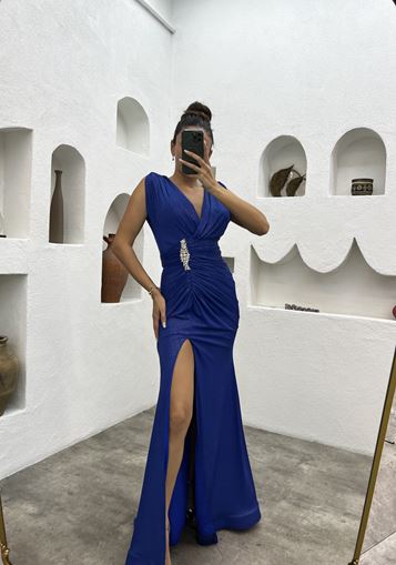 Sax Brooch Detail Draped Satin Evening Dress