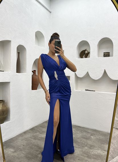 Sax Brooch Detail Draped Satin Evening Dress