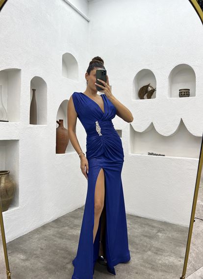 Sax Brooch Detail Draped Satin Evening Dress