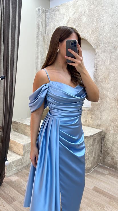 Bebe Mavi Omuz Detay Büzgülü Tasarım Midi Boy Büyük Beden Elbise