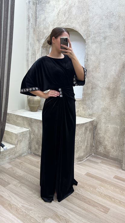 Siyah Bel Detay İşlemeli Tasarım Kadife Büyük Beden Abiye Elbise