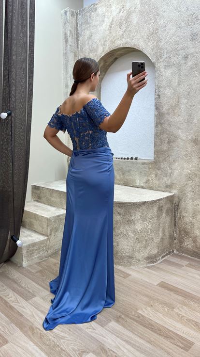 Bebe Mavi Bel Detay İşlemeli Tasarım Büyük Beden Abiye Elbise